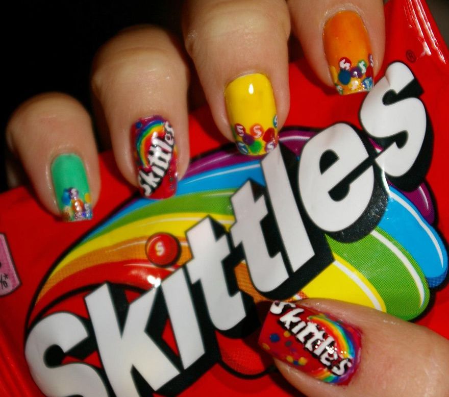 20 Amazing Photos of Nail Art That Will Blow Your Mind Snark Food
